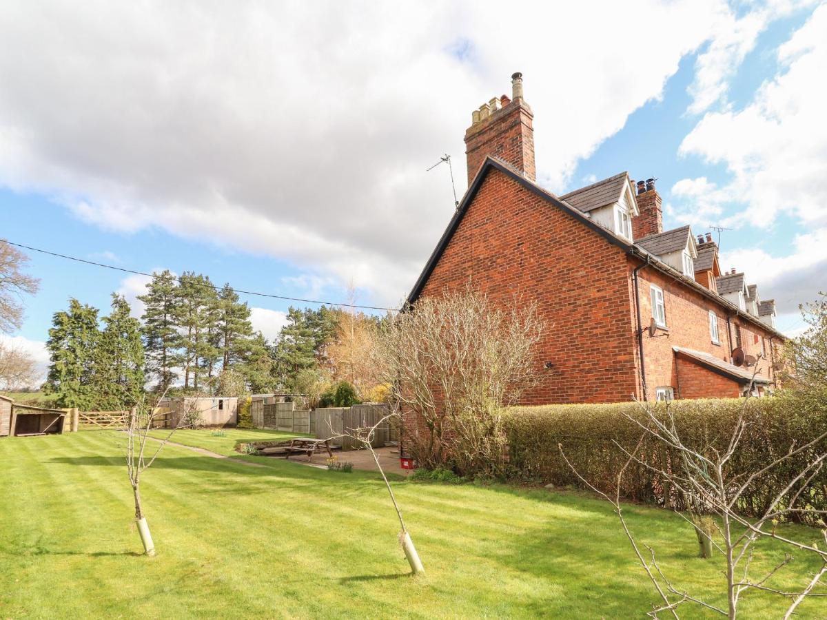 1 Organsdale Holiday home Kelsall Hill